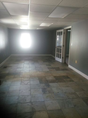 119 W Summit Hill Dr, Knoxville, TN 37902